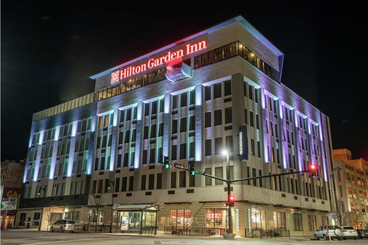 Hilton Garden Inn Wichita Downtown, Ks Zewnętrze zdjęcie